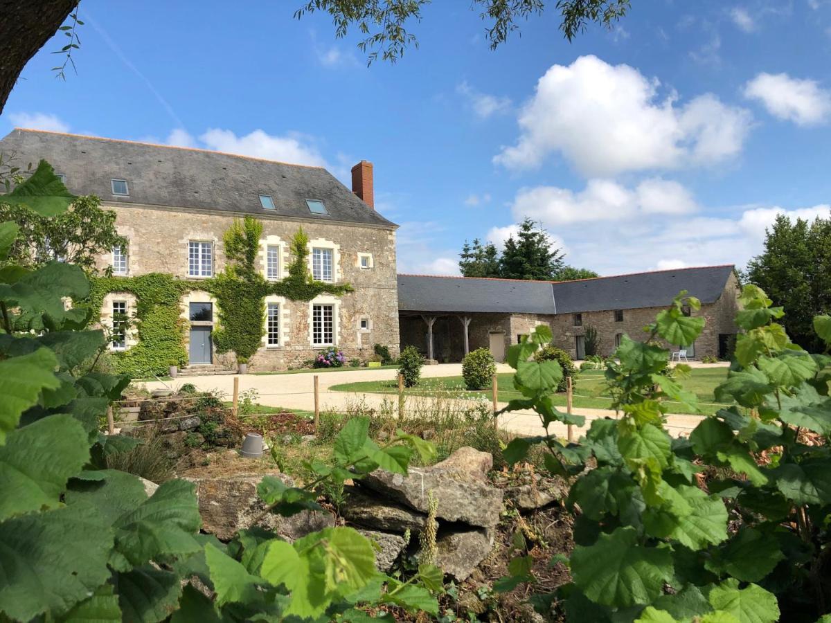 Chateau De La Garnison Bed & Breakfast Orvault Exterior photo