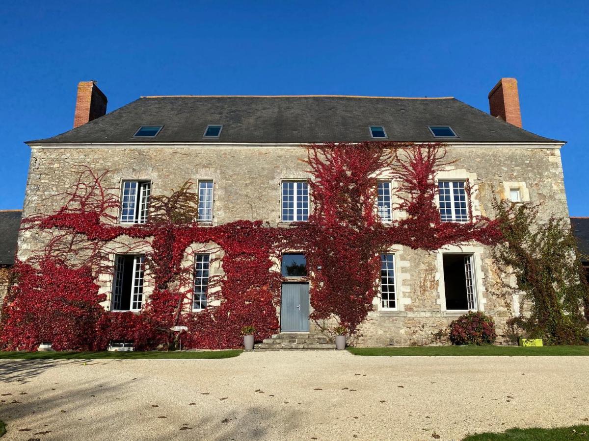 Chateau De La Garnison Bed & Breakfast Orvault Exterior photo